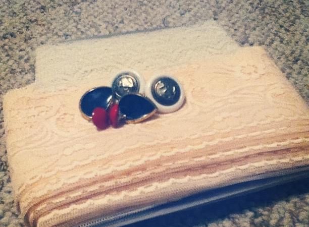 my first thrift finds of lace and buttons